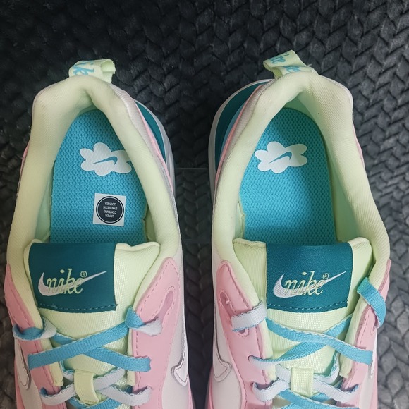 Nike Air Max Dawn Pastel Women's Running Shoes Athletic Sneaker Size 9 - Picture 6 of 13